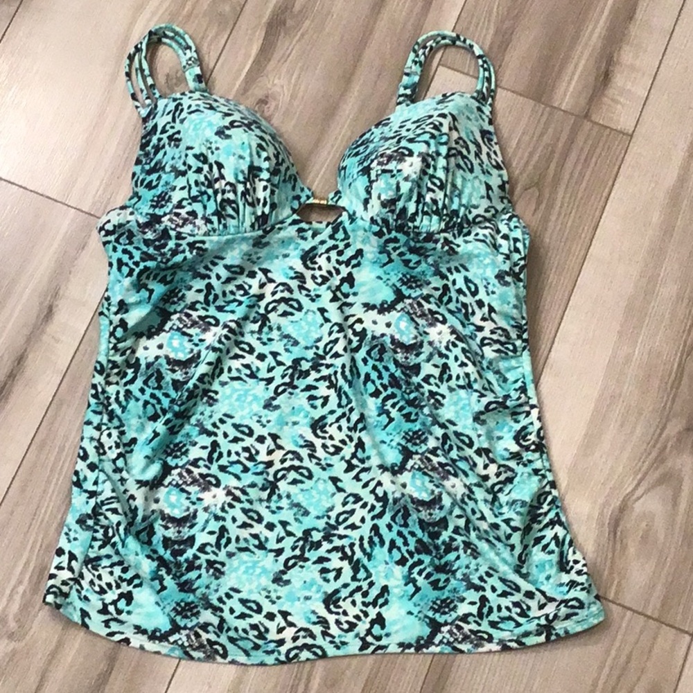 Like New Tankini Swim Top - 36D